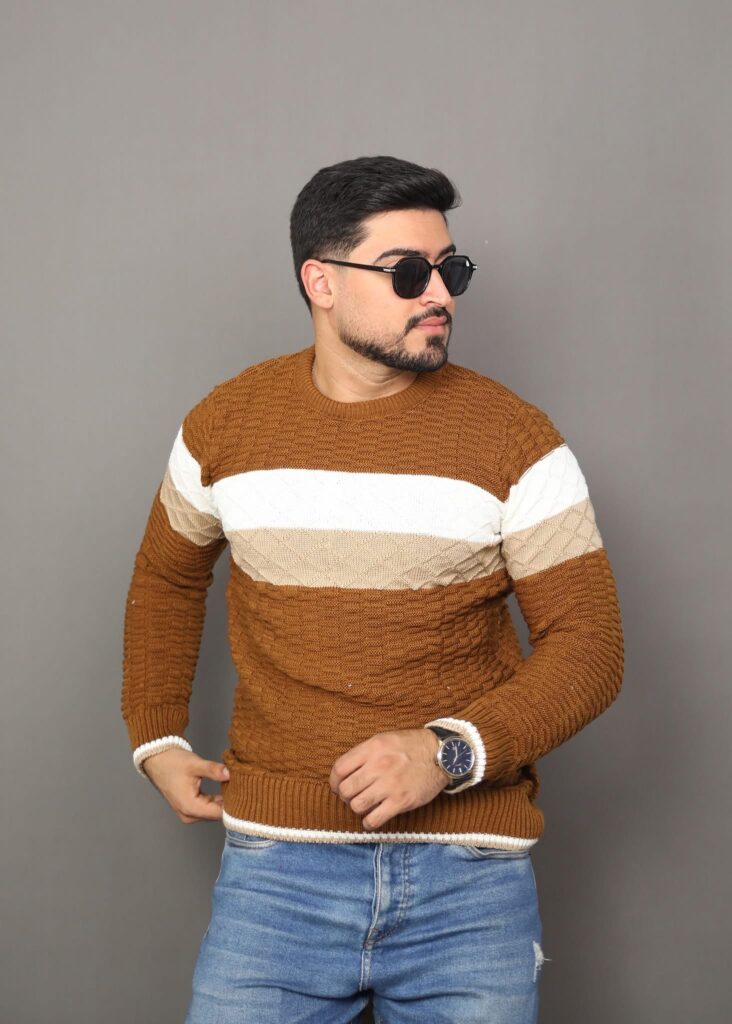 Pul rayé en tricot